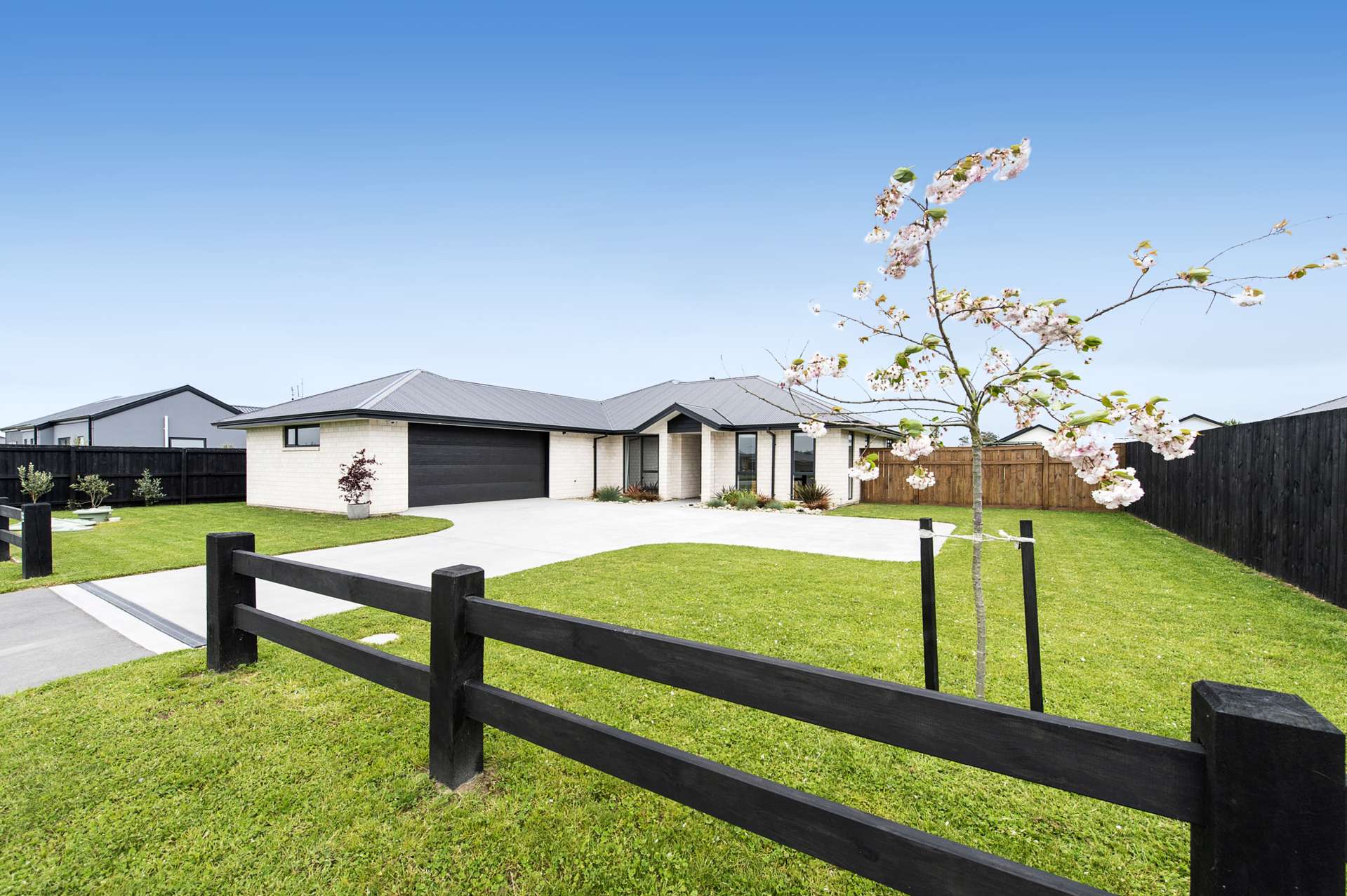 8 Suffolk Drive Kirwee_0