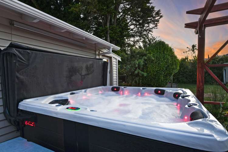 361 Main Road North Brown Owl_29