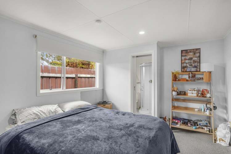 17 Berkeley Road Wainuiomata_11