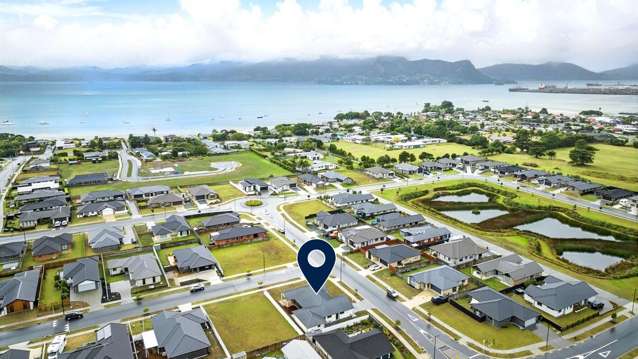 8 Te Piriti Road One Tree Point_2
