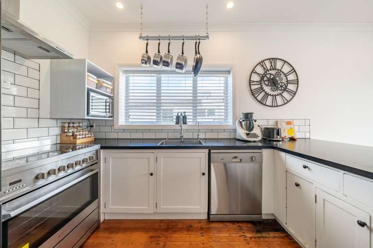 41 Riverside Drive_5