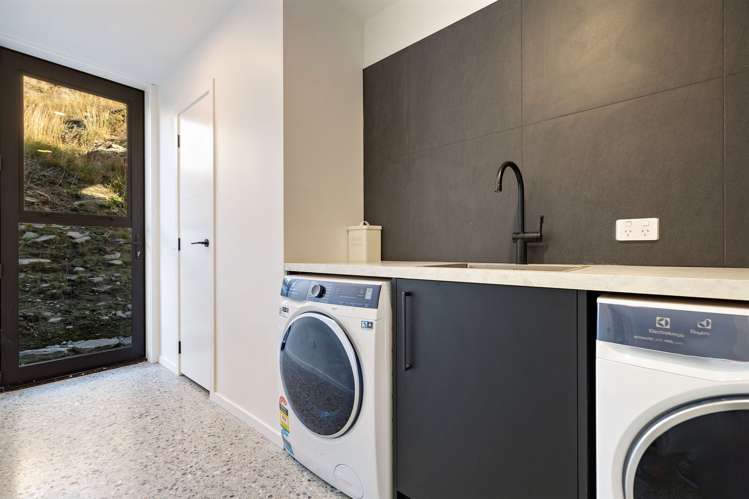 34 Friesian Close Jacks Point_30