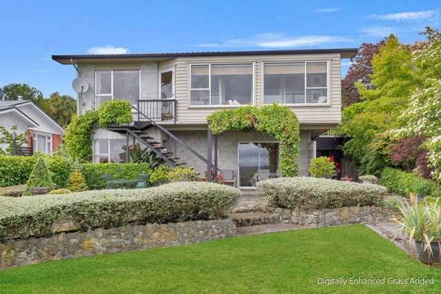 Stunning Views. Serious Seller!