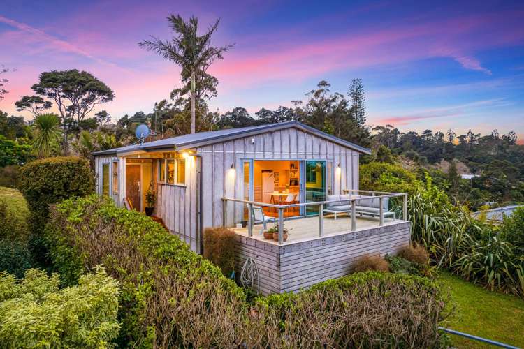 8 Mceldowney Road Titirangi_18