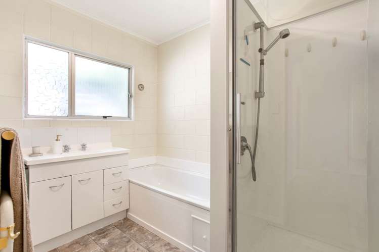 2/72 Cockayne Crescent Sunnynook_15