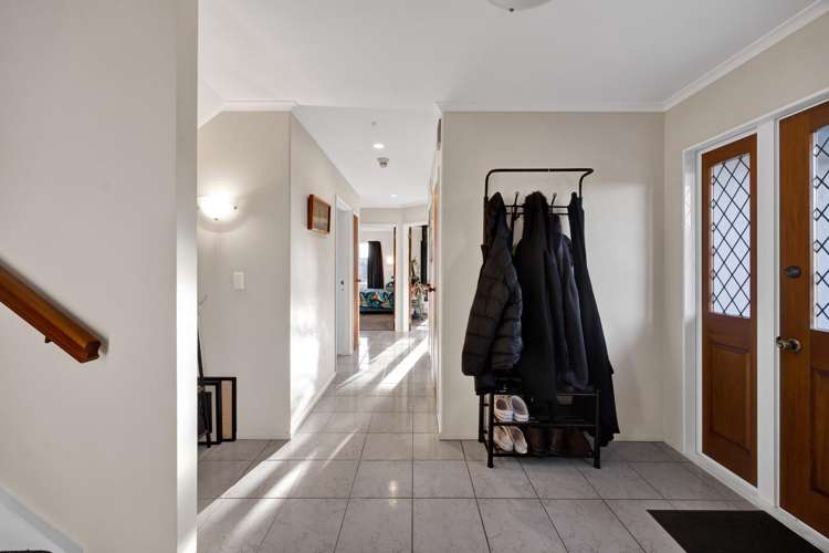 283 Glover Road Hawera_14