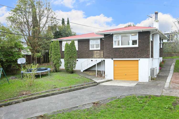 137 Edmonton Road Te Atatu South_4