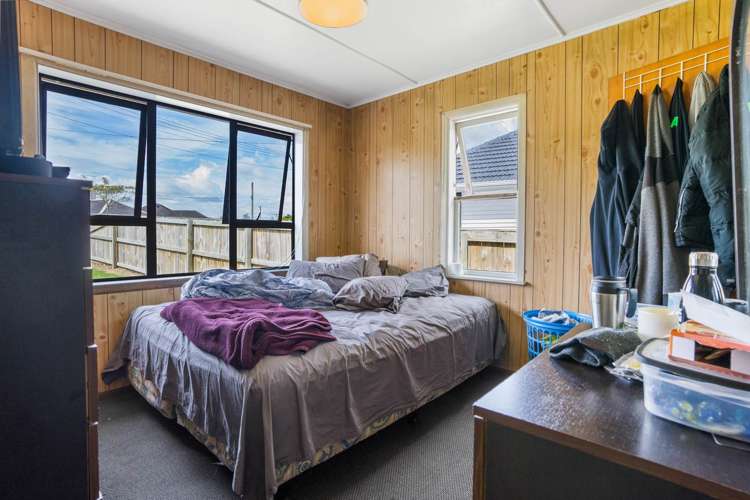 5 Nola Crescent Otara_9