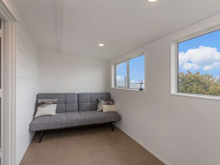 1a Routley Drive Glen Eden_10