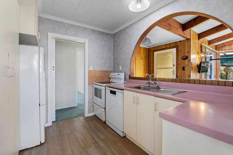 14 Darroch Street Fairy Springs_5