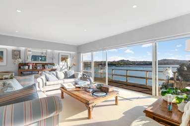135 Paritai Drive_4