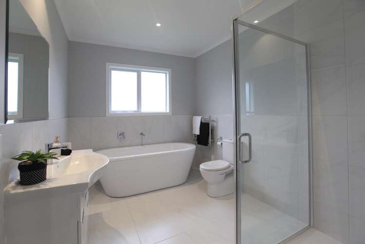 7 Alan Livingston Drive Cambridge_13