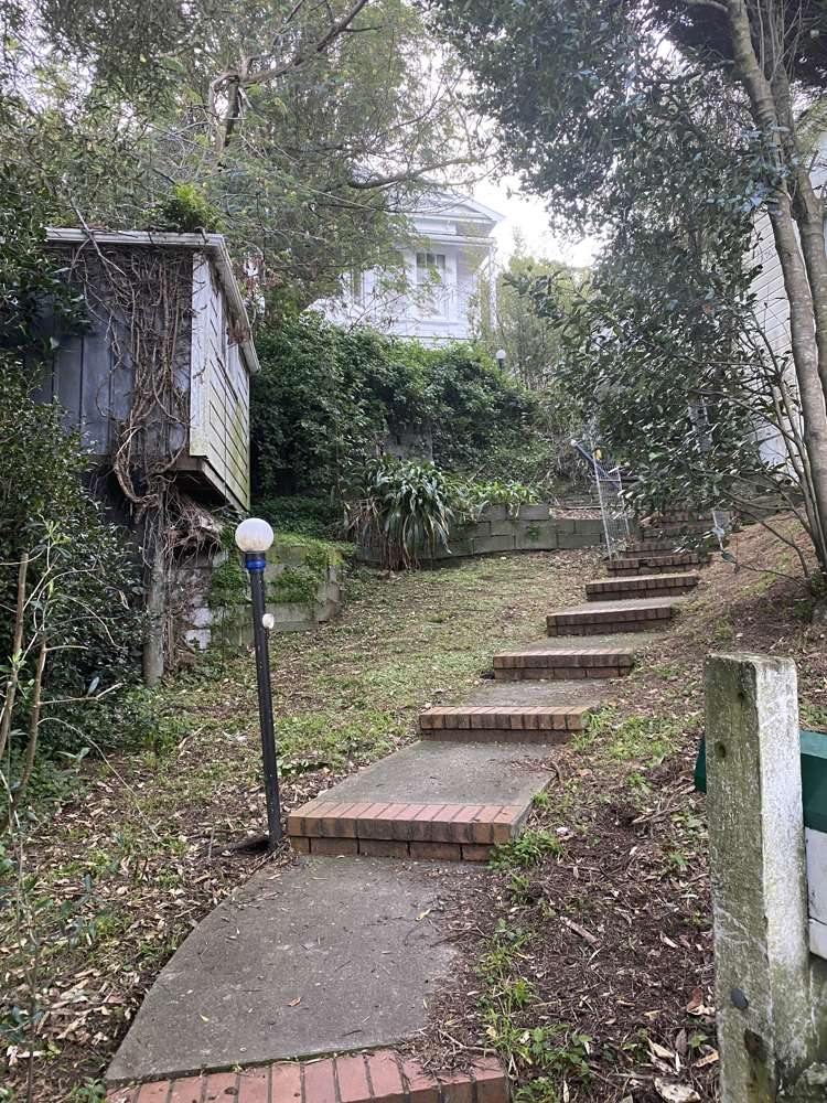 64 Kelburn Parade Kelburn_12