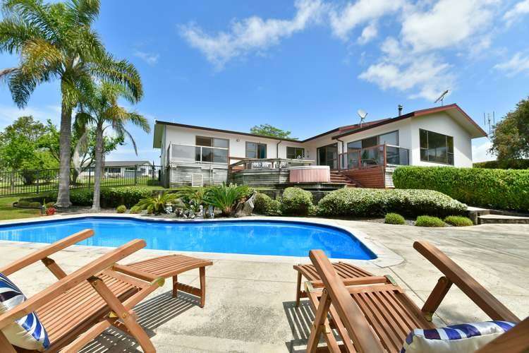 77 & 86 Matija Place Red Beach_10