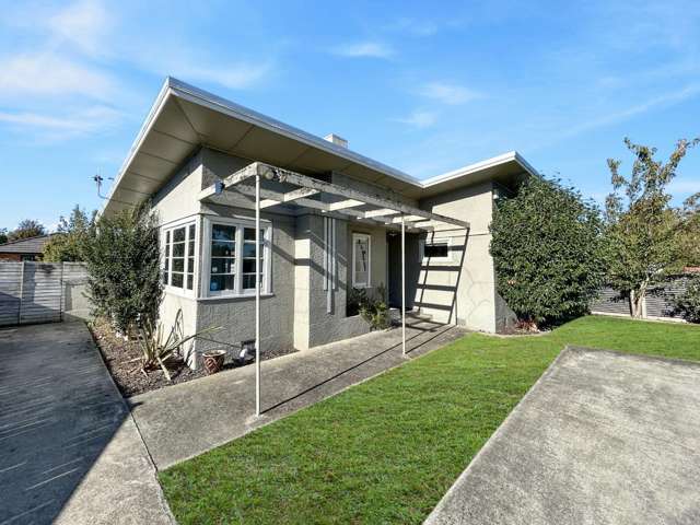 WEST END - 3 BEDROOMS