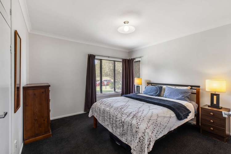 82 Racecourse Road Waiuku_13