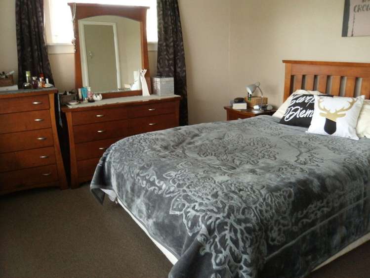 54 Frances Street Balclutha_12