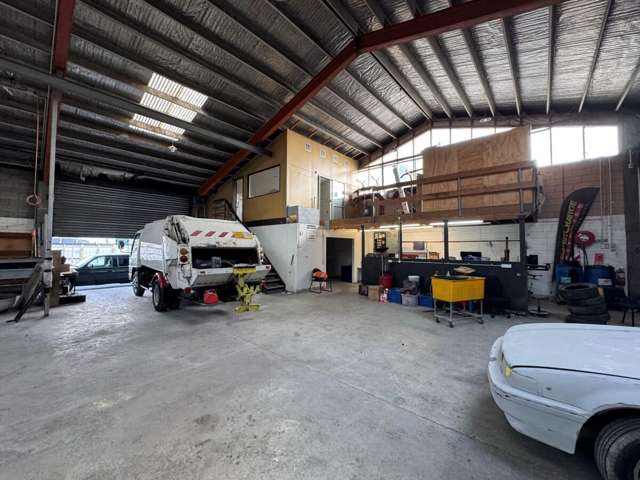 564 Tremaine Avenue Milson_4