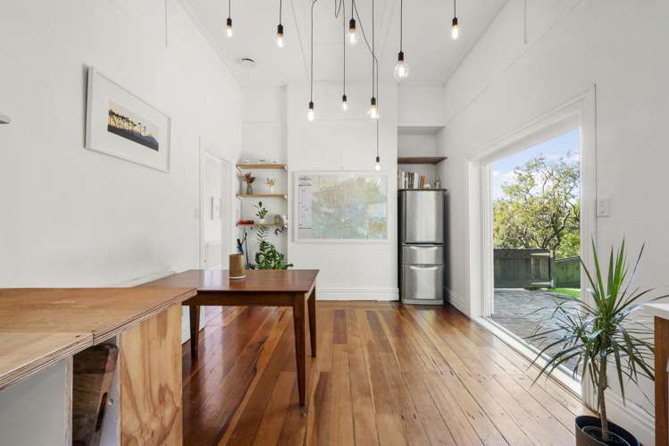 13 Laura Avenue Brooklyn_6