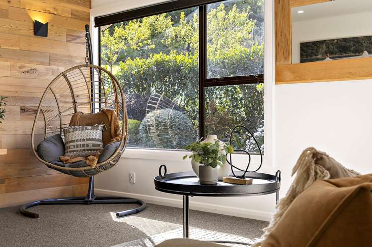 44B Crosland Road South Head_21