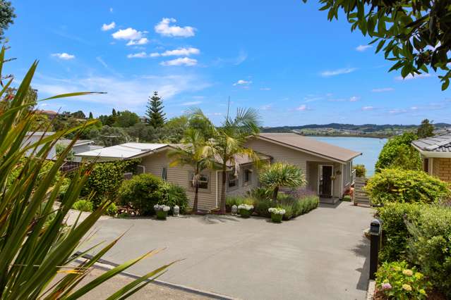 36 Pohutukawa Avenue Red Beach_3