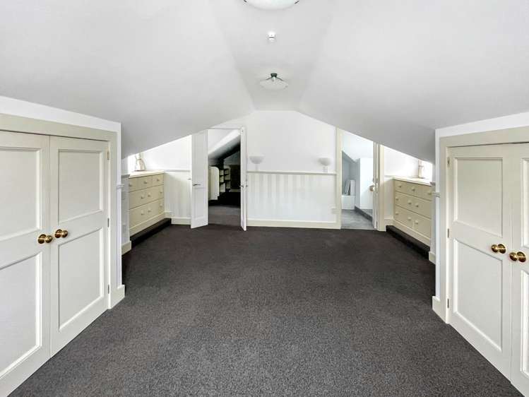 1 Fairholme Avenue Epsom_11