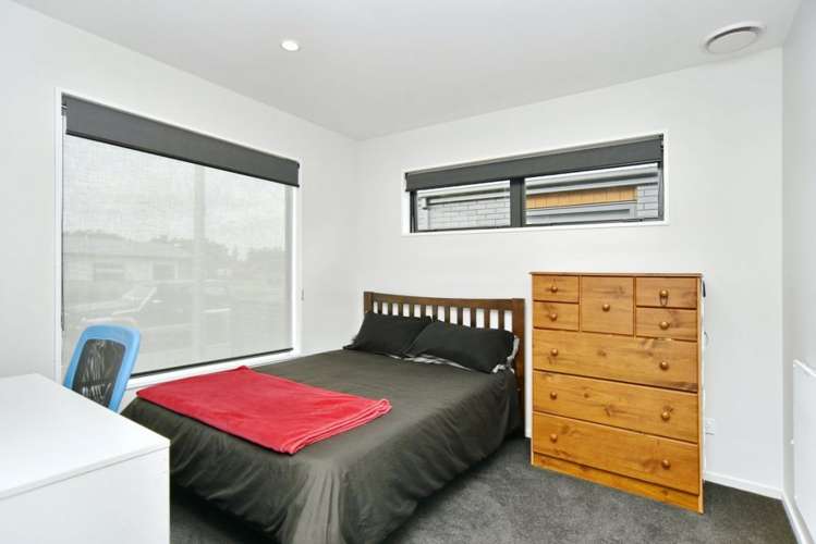 8/21 Blakes Road Belfast_14