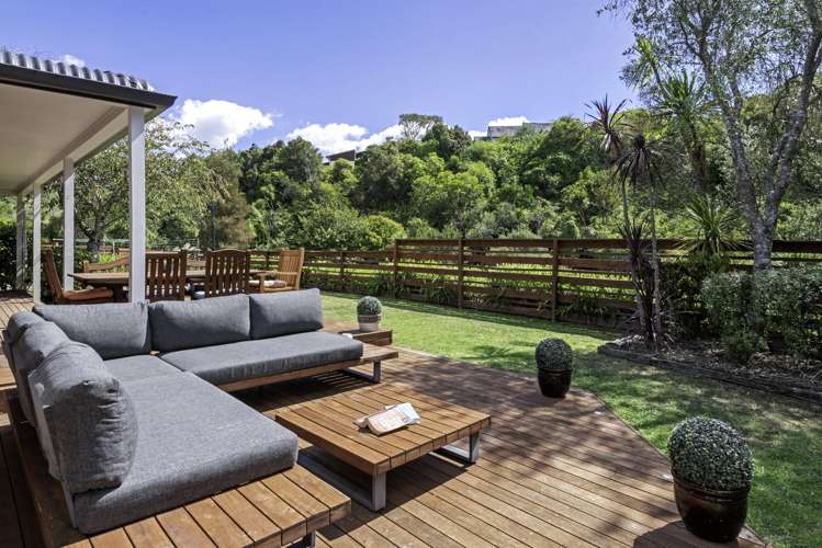 26 Bernie Edwards Place Botany Downs_22