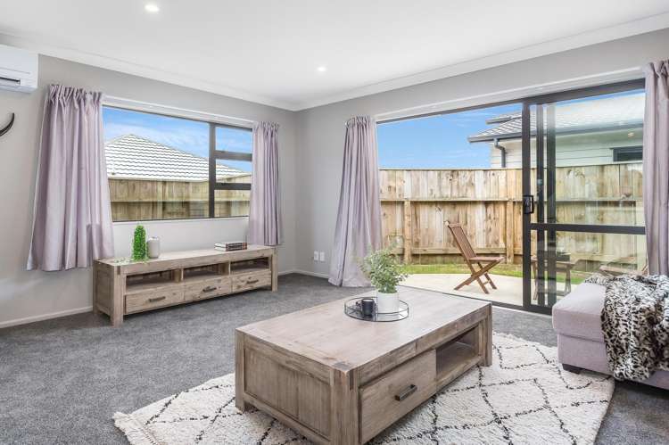 27 Moonsail Drive Whitby_8