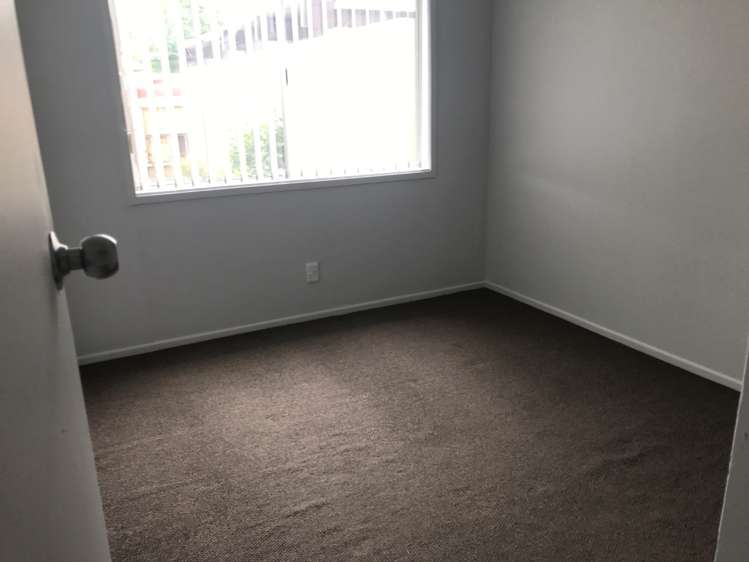 2 Cramond Drive Mangere East_16