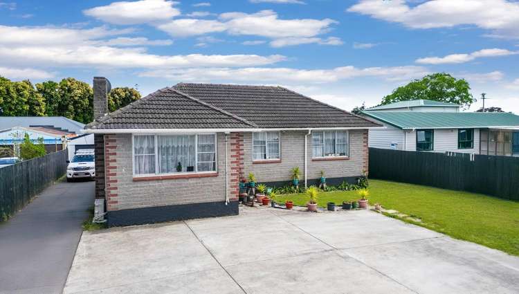 471 Massey Road Mangere East_2