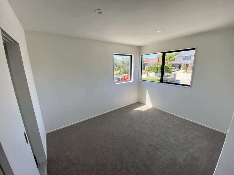 1/25 Vodanovich Road Te Atatu South_6
