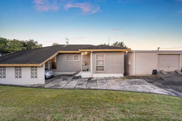 585 East Coast Road Browns Bay_1