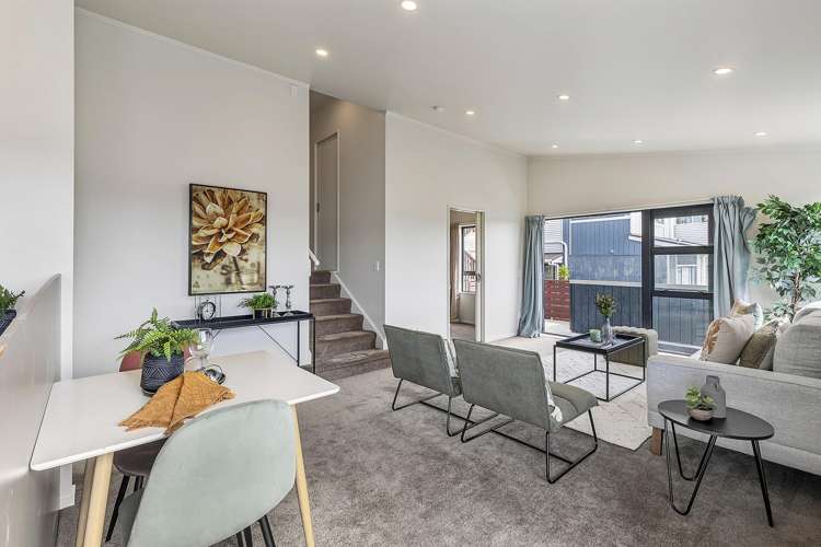 78C Queens Drive Lyall Bay_3