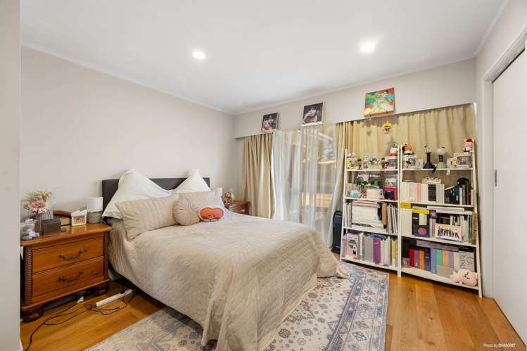 1/17 Hedge Row Sunnyhills_11