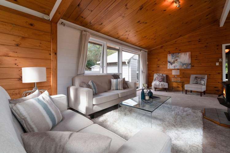 18 Easter Parade Glen Eden_7