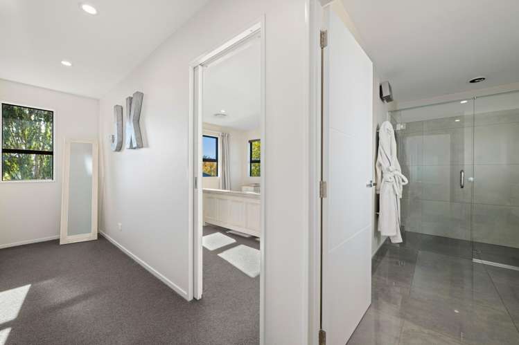 8 Bradleigh Park Fairhall_21