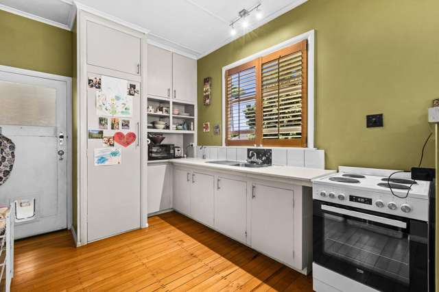 114 Mayfair Avenue Mayfair_1