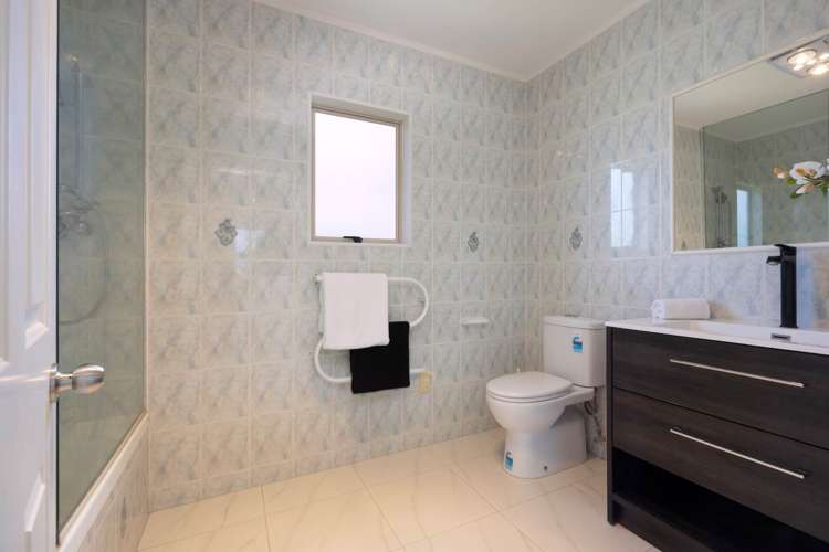 30 Wattle Street New Lynn_13