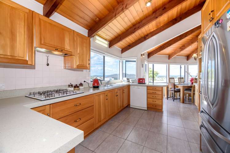 8 Saint Thomas More Lane Glenfield_5