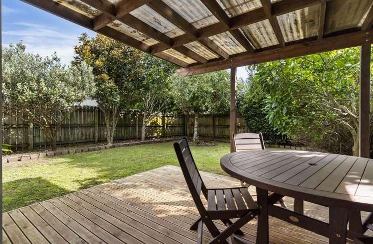 8 Bruce Pulman Drive Takanini_5