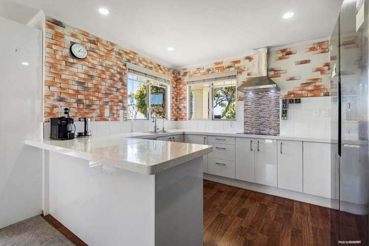 79 Kingdale Road Henderson_7