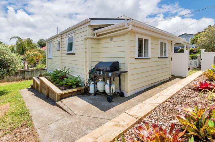23 Karaka Street Helensville_6