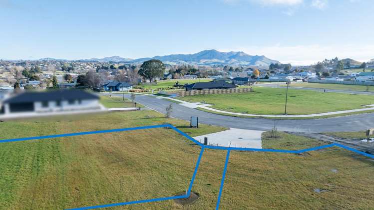 12, 14, 16 Kahikatea Drive_1