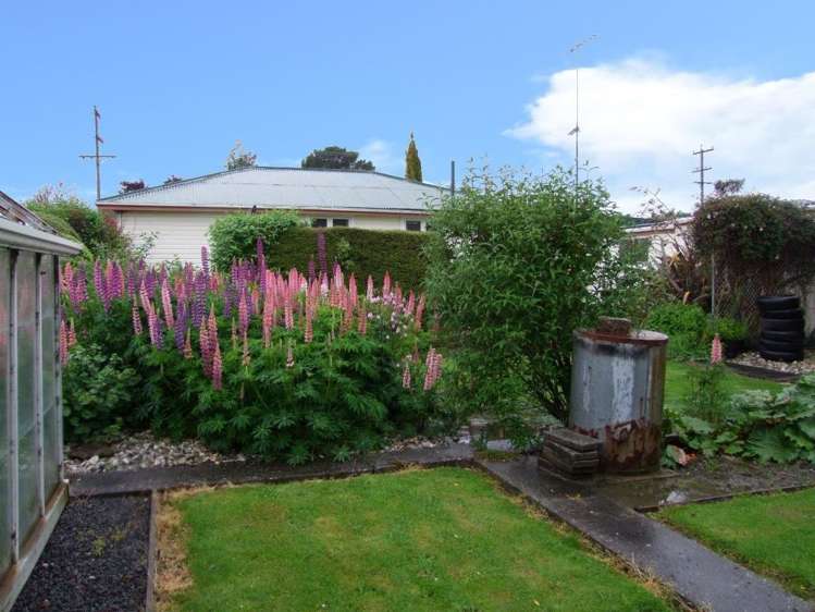 35 Shakespeare Street Milton_13