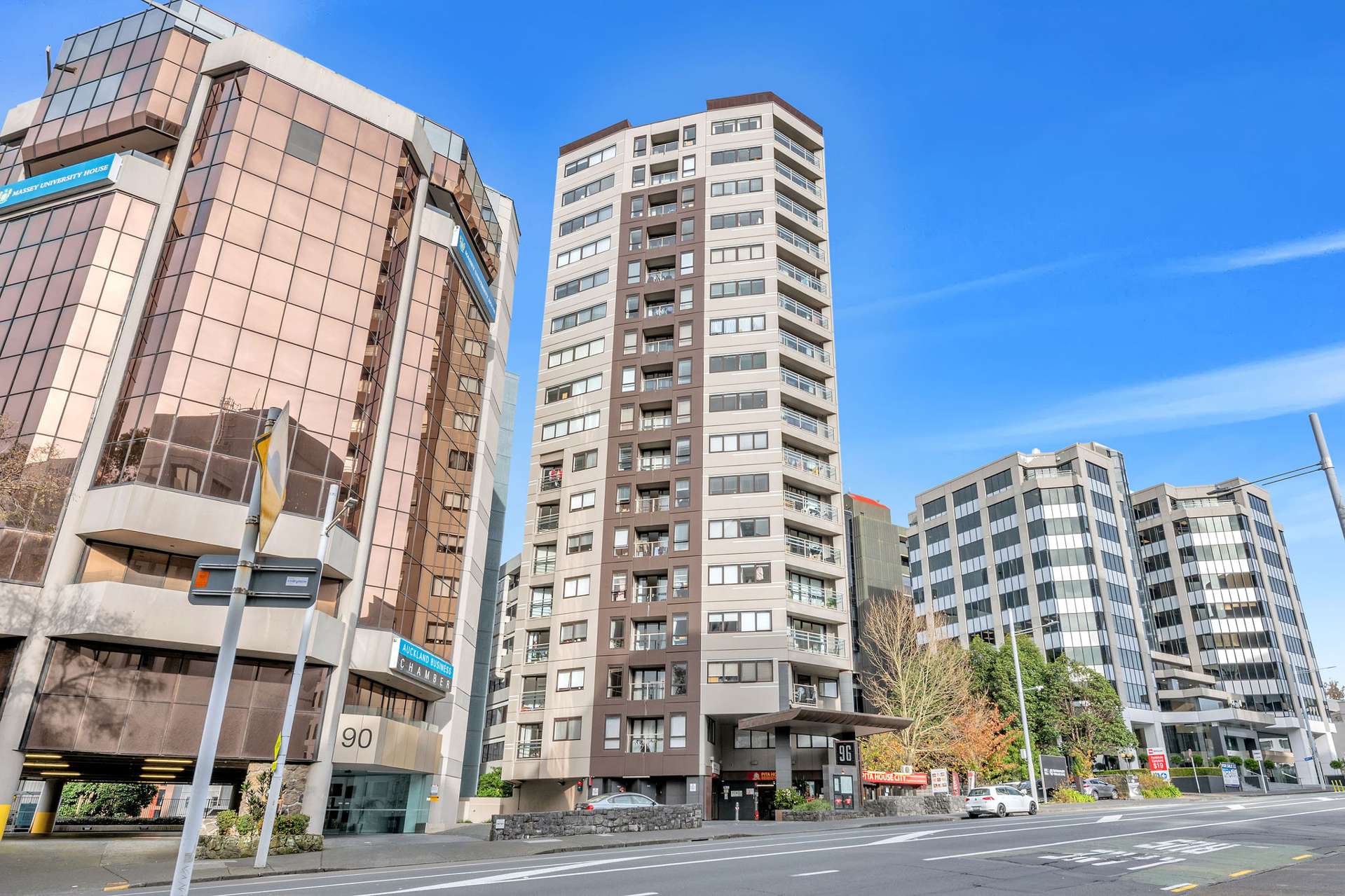 709/96 Symonds Street Grafton_0