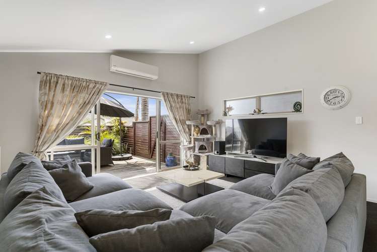 55 Aspiring Avenue Flat Bush_6