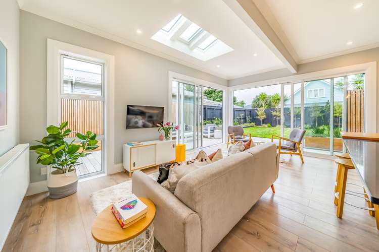 18 Bolton Street Petone_5