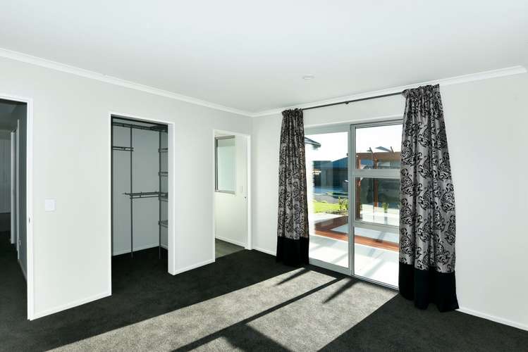 5 Carmello Grove Richmond_8