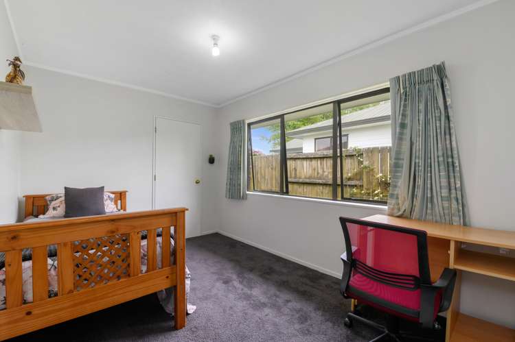 15 Elmslie Place Owhata_12